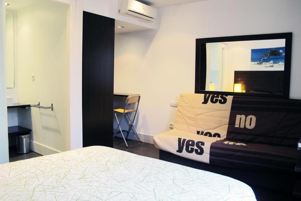 Be Mar Hostel Barcelone Chambre photo